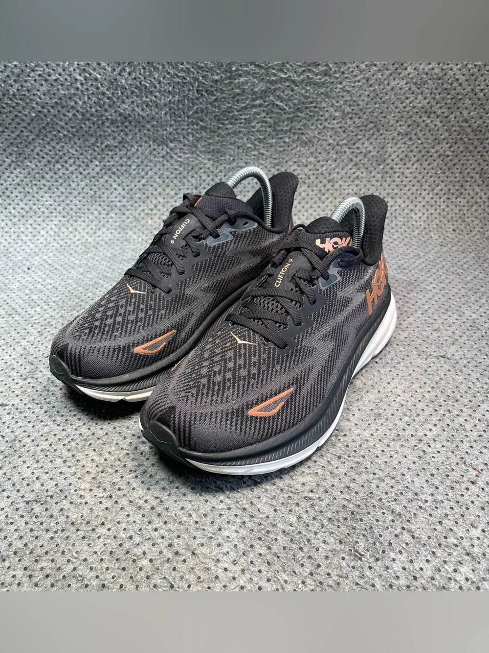 Hoka One One Clifton 9 Wide Running Shoes Size 7.5 Women’s